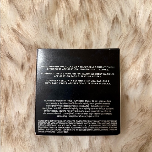 Fenty Beauty Demi'Glow Highlighter - That’$ Rich - Picture 9 of 9